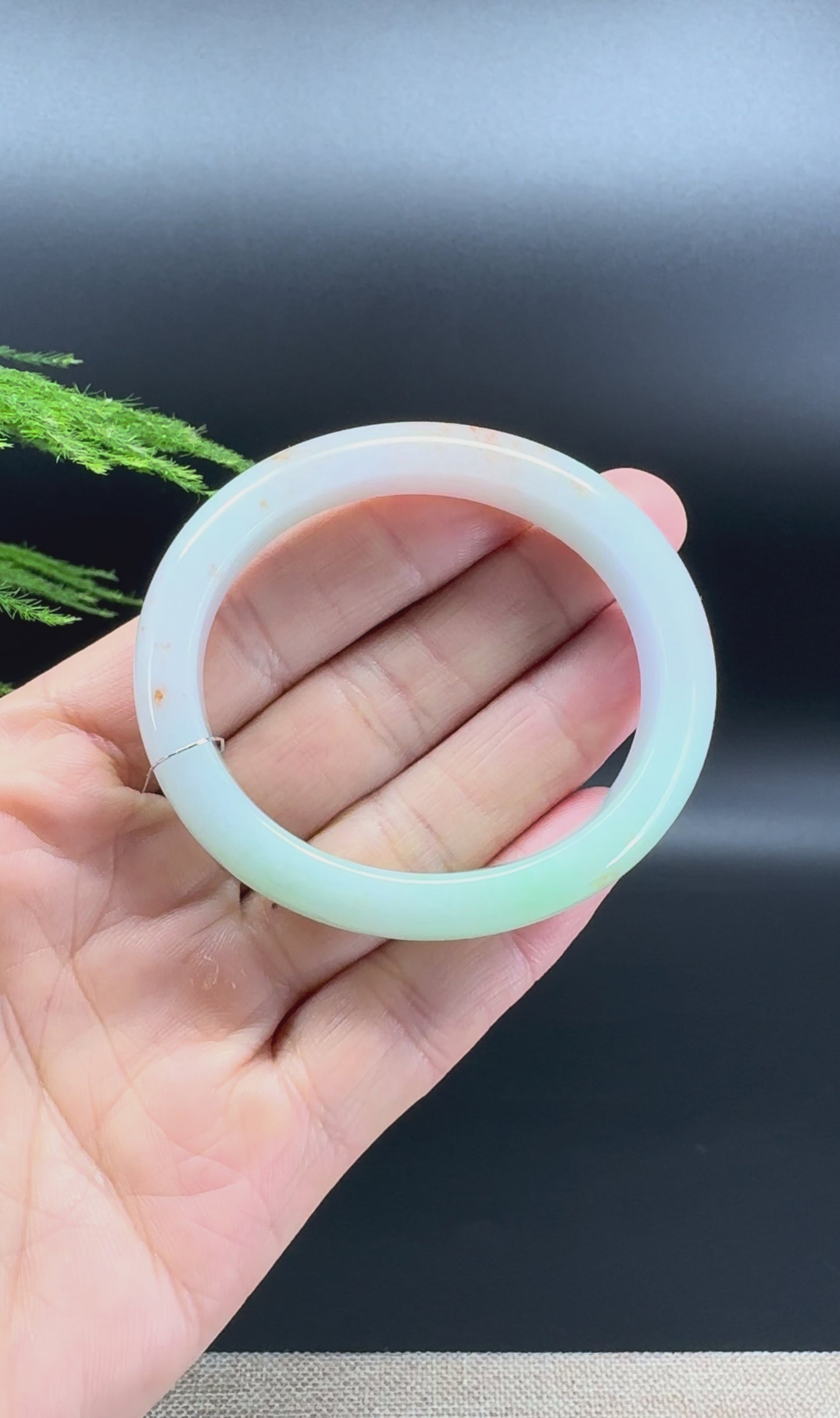 Load and play video in Gallery viewer, Genuine Burmese Ice Green Jade Jadeite Bangle Bracelet ( 50.4*43.3mm )
