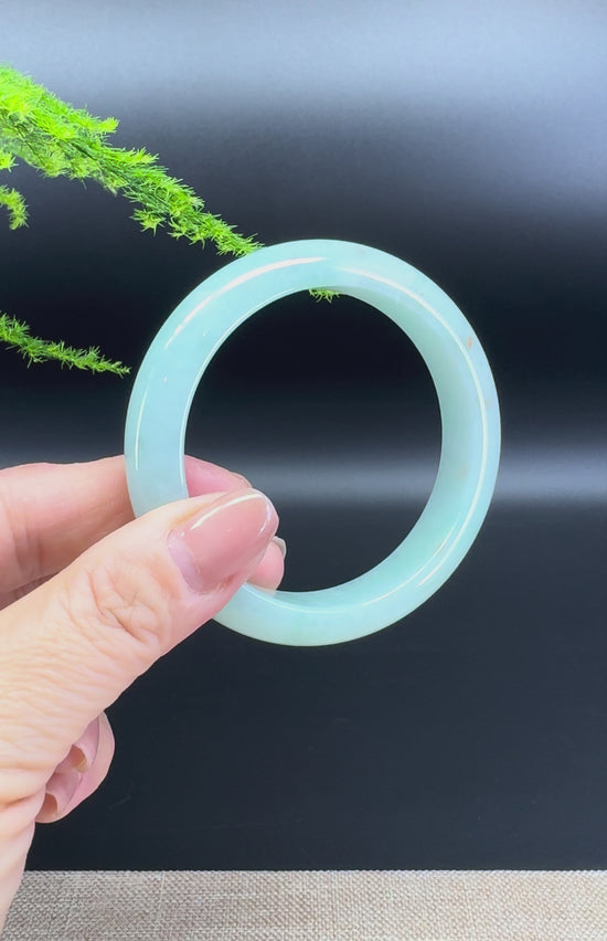 Load and play video in Gallery viewer, Genuine Burmese Icy Green Jade Jadeite Bangle Bracelet ( 55.9mm )
