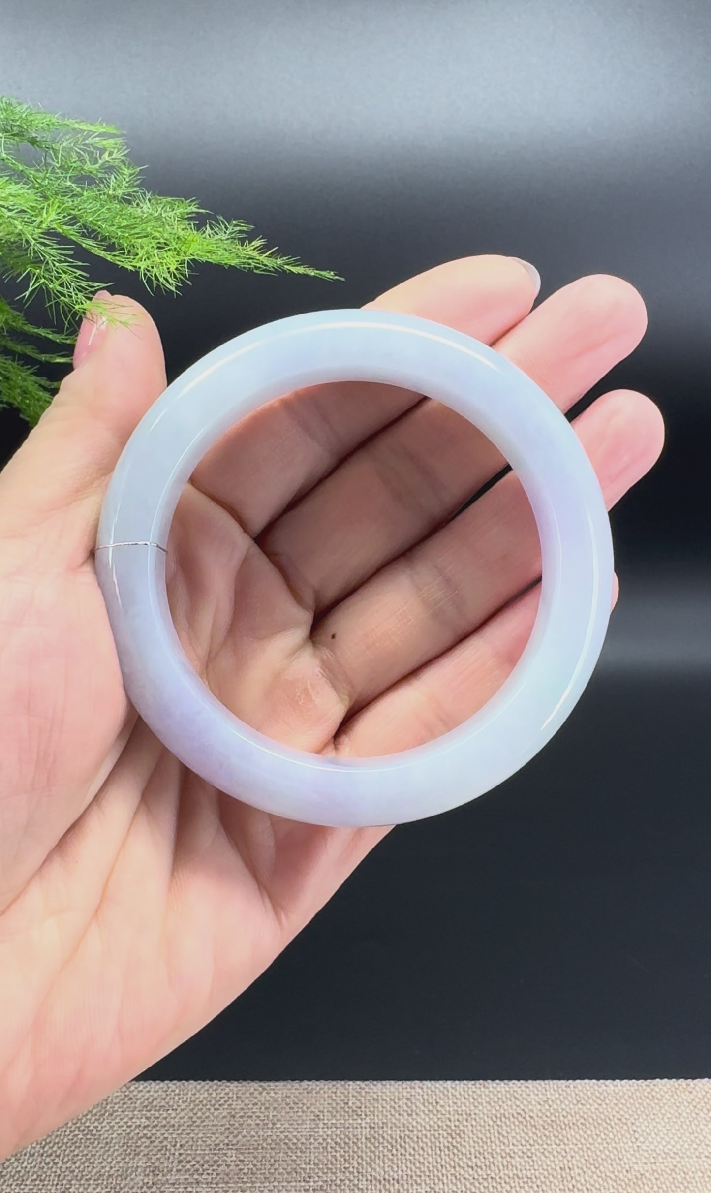Load and play video in Gallery viewer, Genuine Burmese Lavender Jade Jadeite Bangle Bracelet ( 55.7mm )
