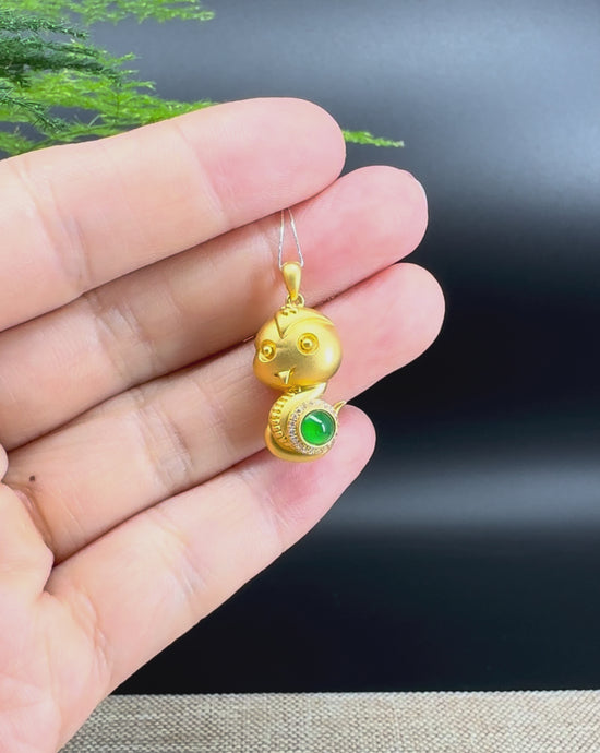 Load and play video in Gallery viewer, RealJade®  12 Zodiac: 18k Yellow Gold Snake Pendant Necklace with Green Imperial Jade &amp;amp; Diamonds
