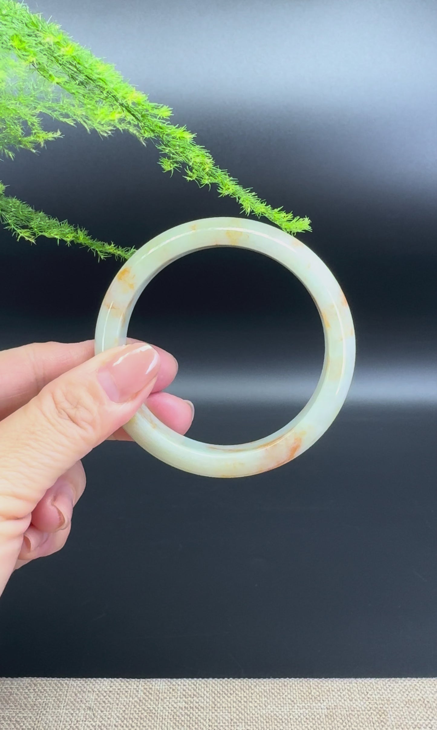 Load and play video in Gallery viewer, Genuine Burmese Yellow Green Jade Jadeite Bangle Bracelet ( 57.3mm )
