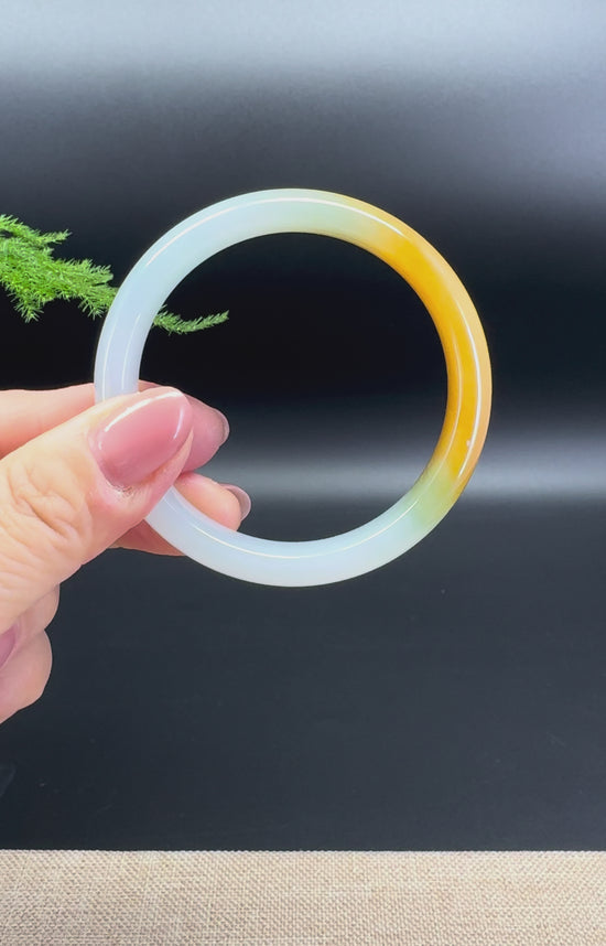 Load and play video in Gallery viewer, Genuine Burmese Icy Yellow Jadeite Jade Bangle Bracelet ( 53mm)
