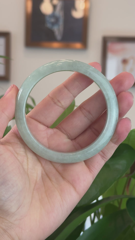Load and play video in Gallery viewer, RealJade Co.® &amp;quot;Classic&amp;quot; Genuine Jadeite Jade Green Bangle Bracelet (62.47mm) #T243
