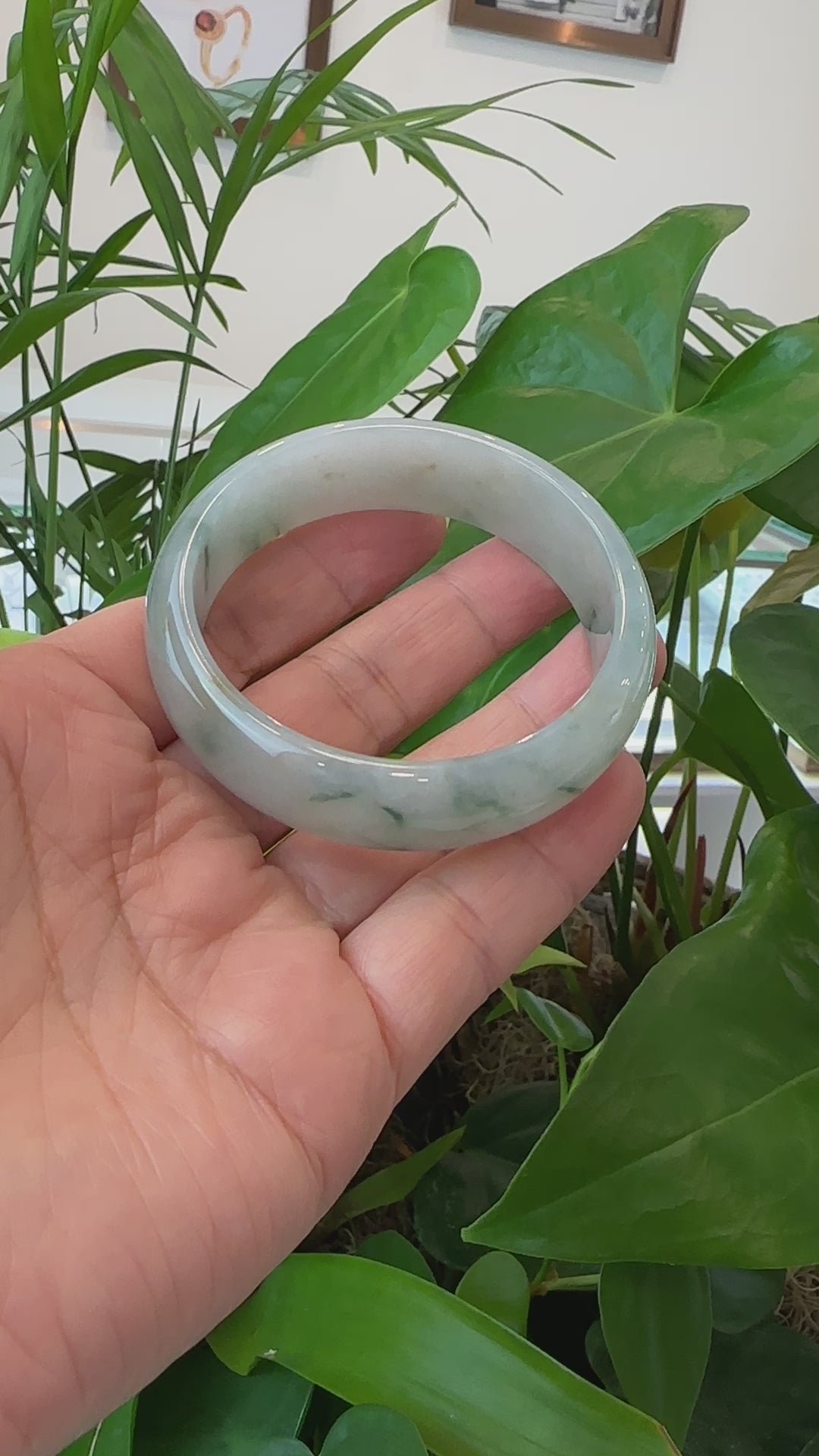 Load and play video in Gallery viewer, &amp;quot;Classic Princess Half Round&amp;quot; Blue- Green Jadeite Jade Bangle (58.32 mm) #T093
