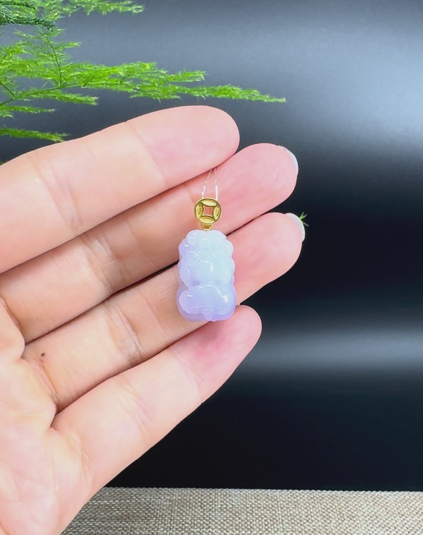 Load and play video in Gallery viewer, RealJade® High-End Genuine Burmese Icy Lavender Jadeite Jade PiXiu Pendant Necklace (FengShui Lucky)

