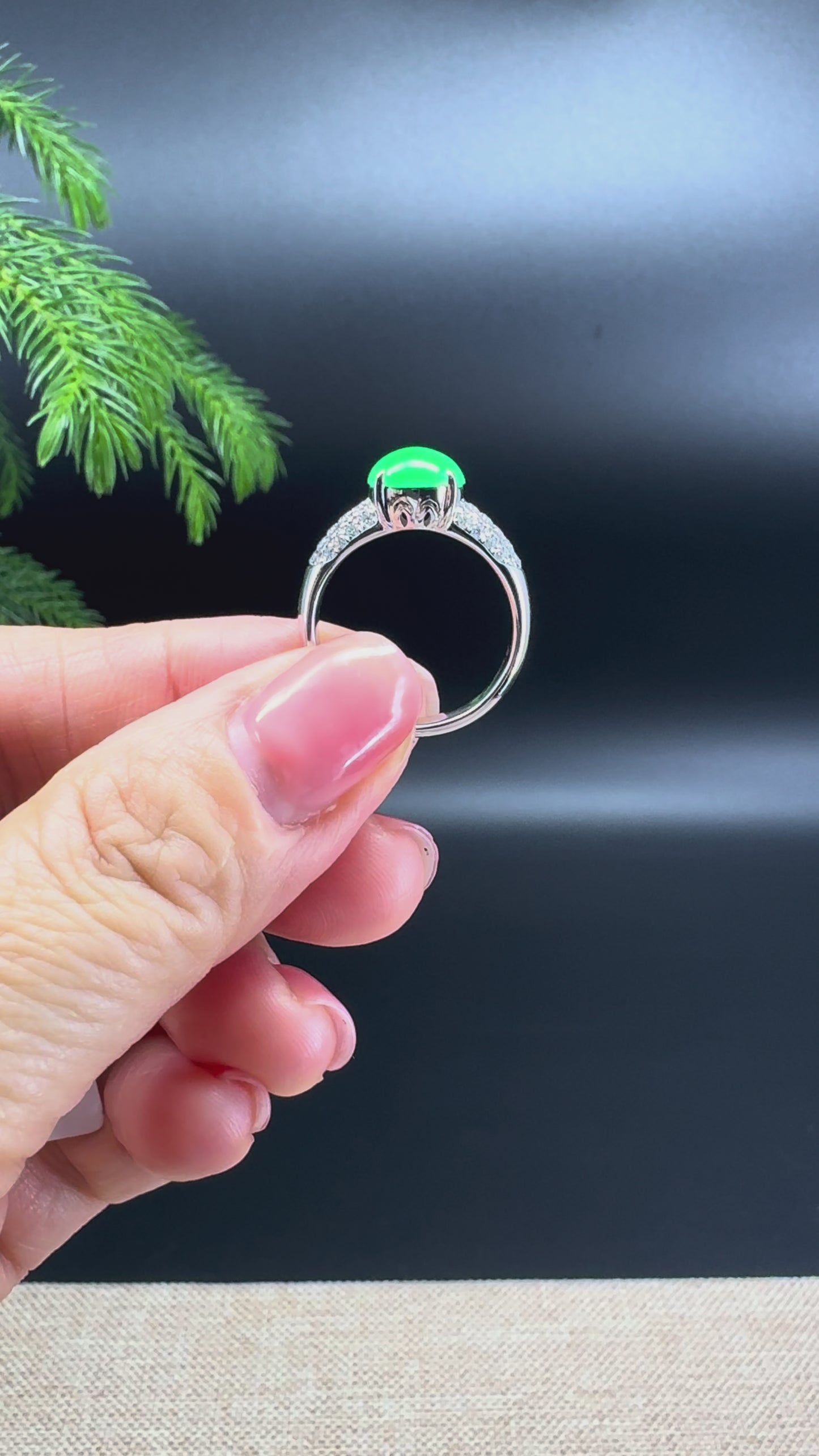 RealJade® 18K White Gold Green Jadeite Jade Diamonds Ring