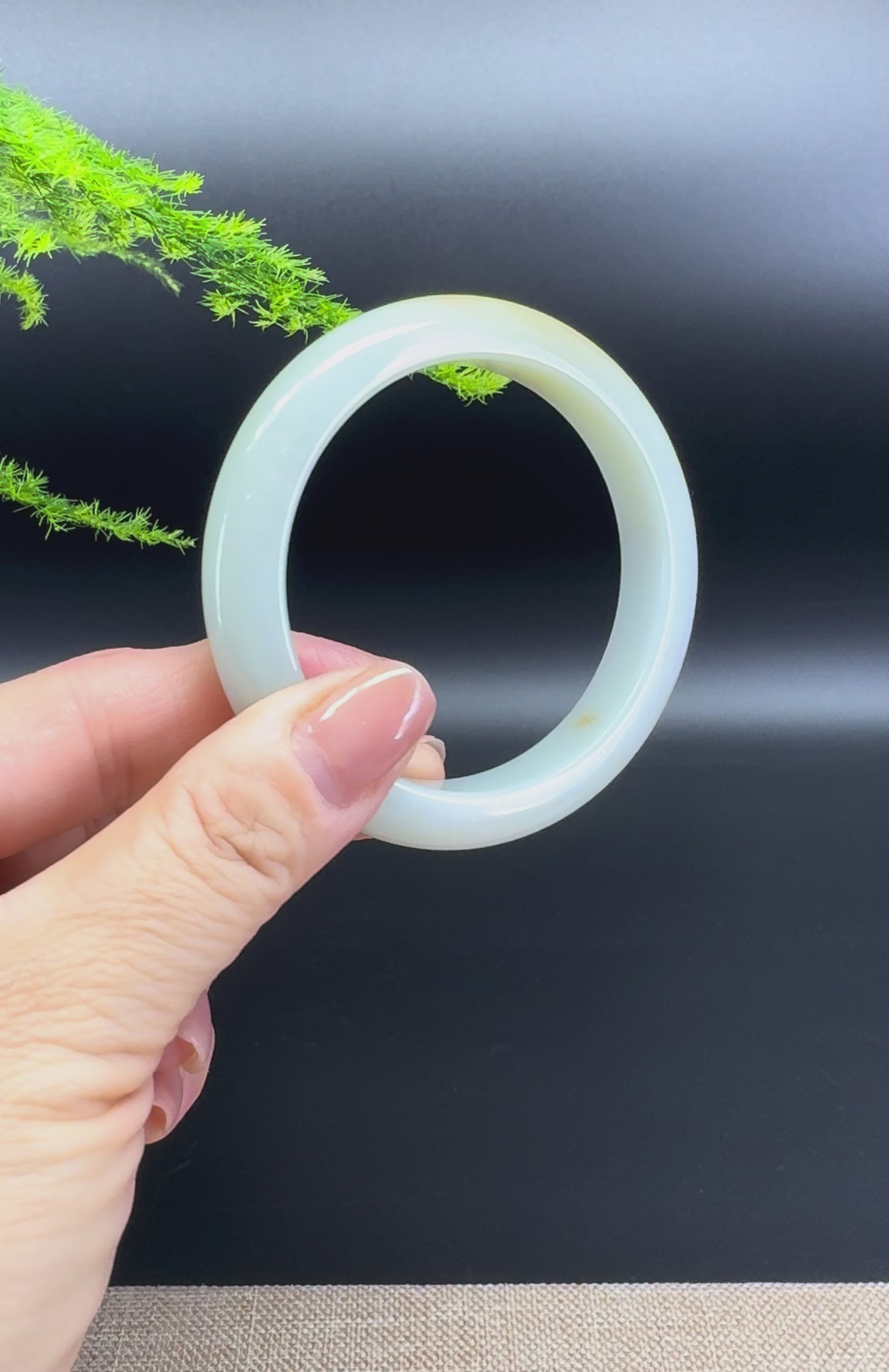 Load and play video in Gallery viewer, Genuine Burmese Yellow Green Jade Jadeite Bangle Bracelet ( 55.6mm )
