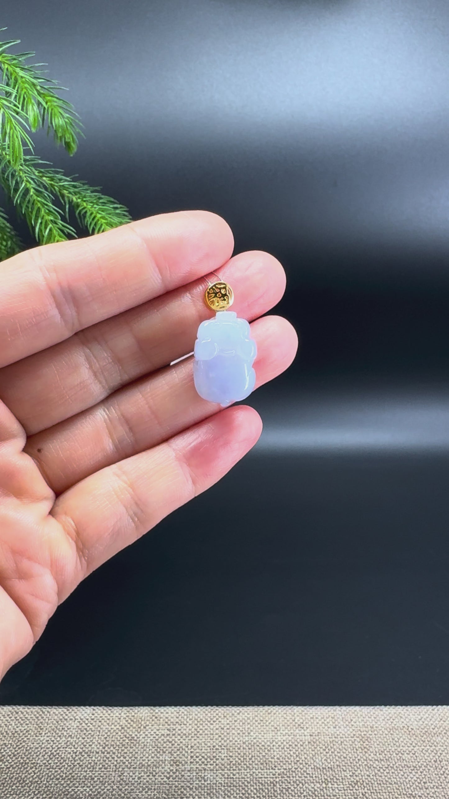 RealJade® Co. 18K Yellow Gold Genuine Light lavender Jadeite Jade Pig Pendant