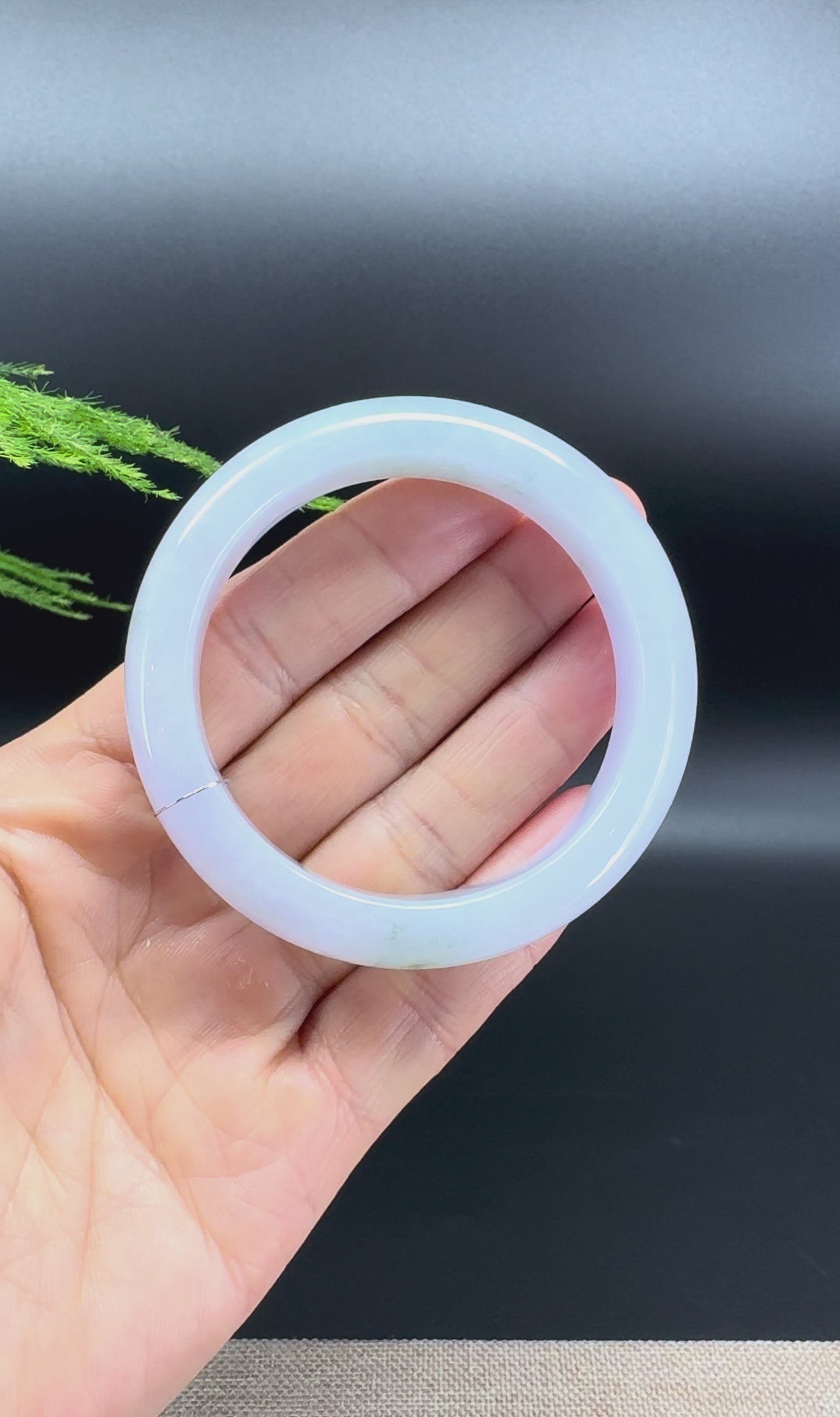Genuine Burmese Icy Green Jadeite Jade Bangle Bracelet ( 52.5mm )
