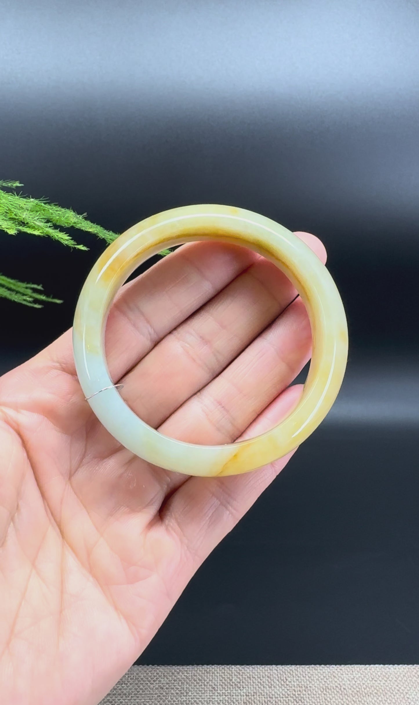 Genuine Burmese Yellow Green Jade Jadeite Bangle Bracelet ( 52.3mm )