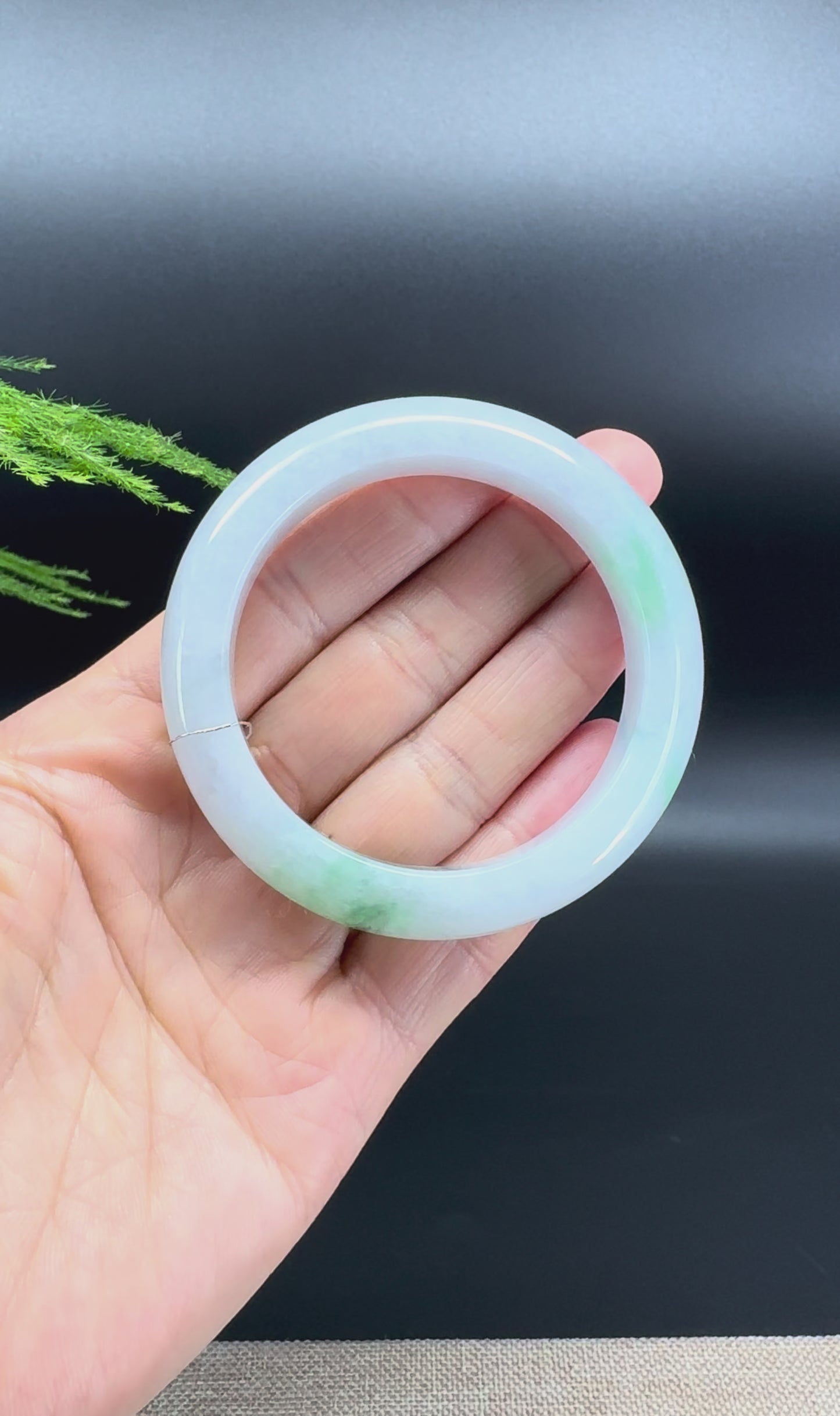 Load and play video in Gallery viewer, Genuine Burmese Icy Green Jade Jadeite Bangle Bracelet ( 51.6mm )
