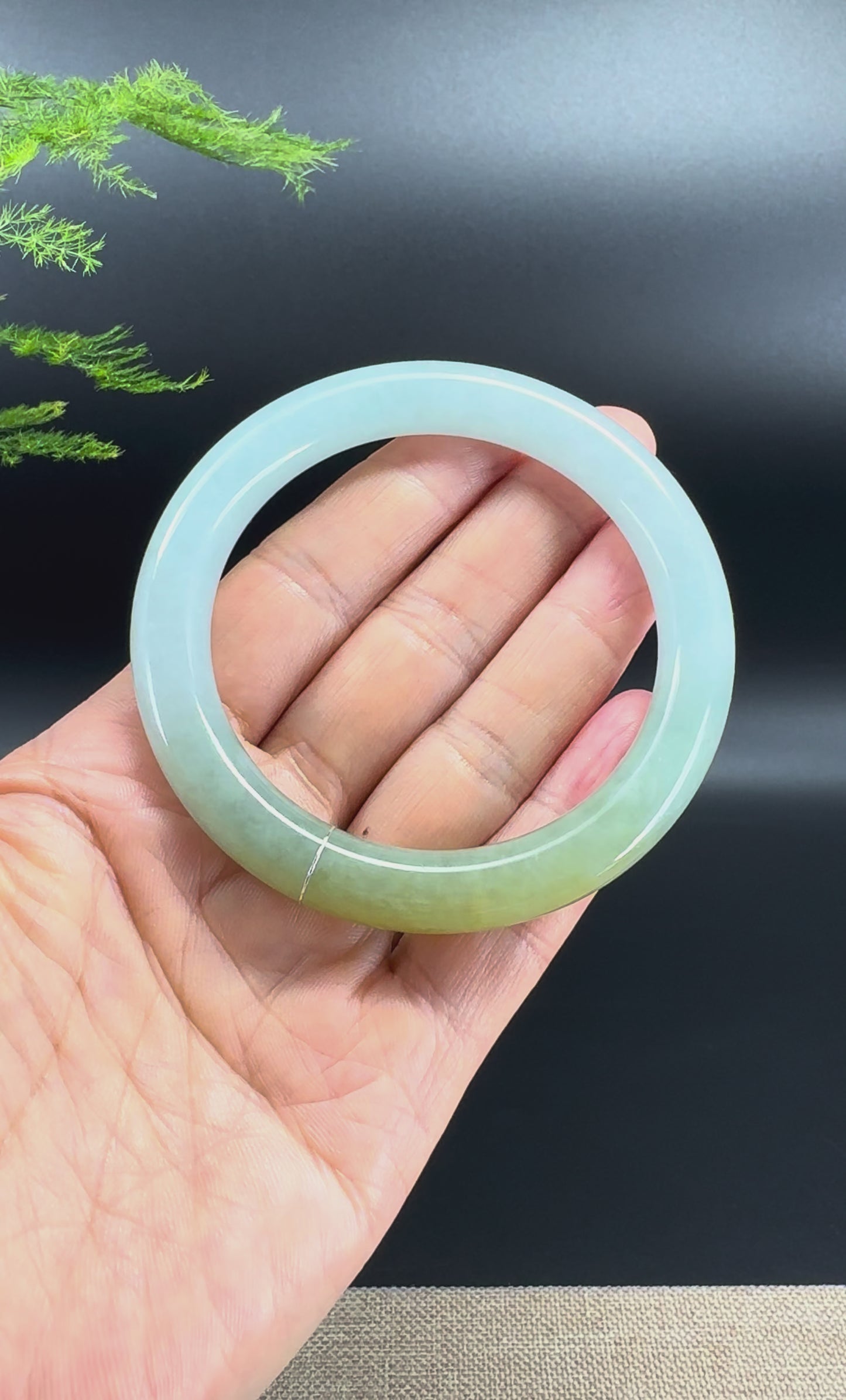 Load and play video in Gallery viewer, Genuine Burmese Yellow Green Jade Jadeite Bangle Bracelet ( 57.5mm )
