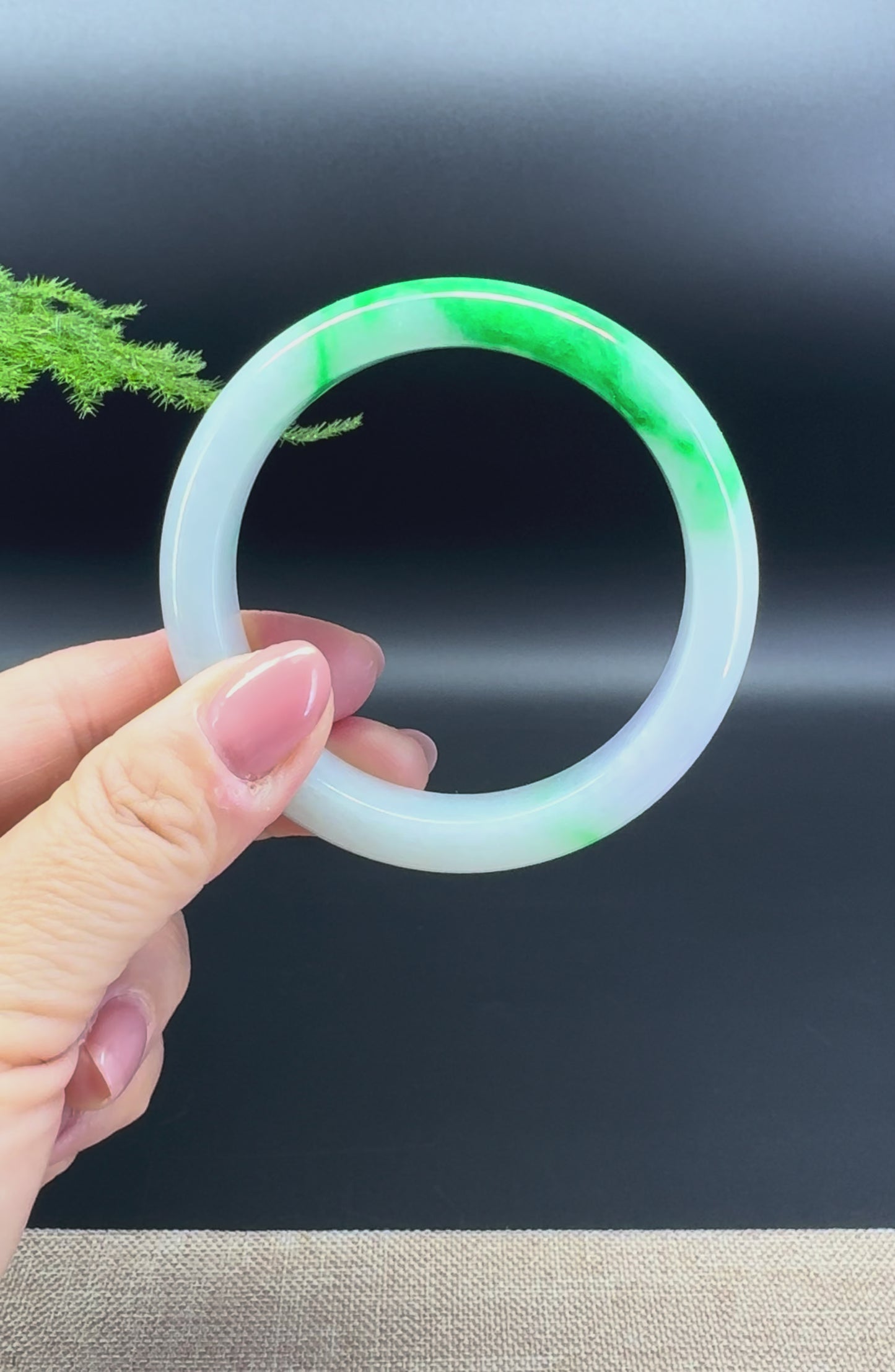 Load and play video in Gallery viewer, Genuine Burmese Green Lavender Jade Jadeite Bangle Bracelet (57.6mm)
