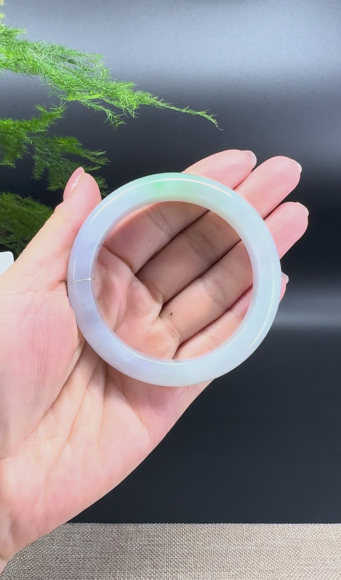 Load and play video in Gallery viewer, Genuine Burmese Lavender Green Jadeite Jade Bangle Bracelet ( 55.3mm )
