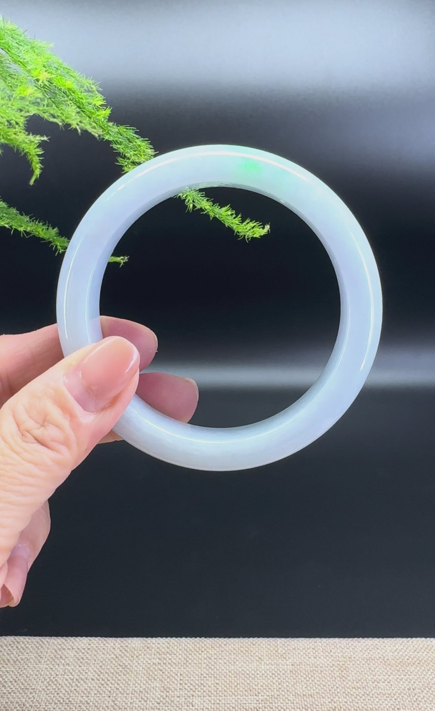 Load and play video in Gallery viewer, Genuine Burmese lavender Green Jadeite Jade Bangle Bracelet ( 58.3mm)
