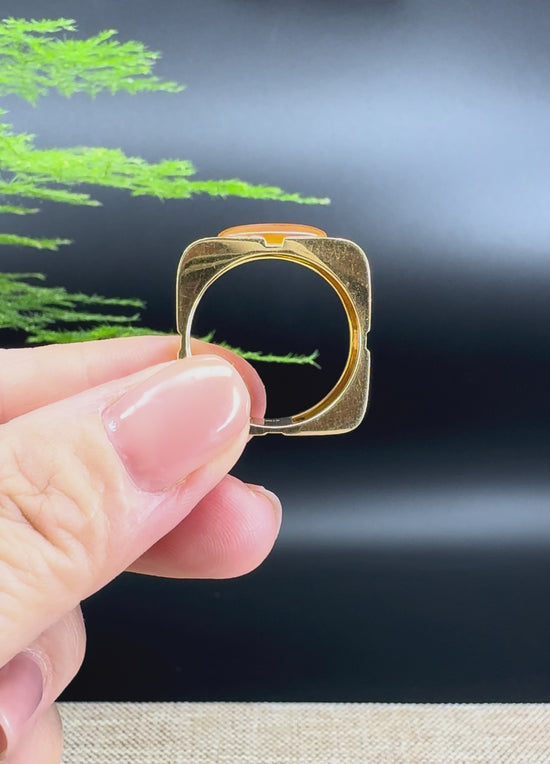 Load and play video in Gallery viewer, RealJade® &amp;quot;Signature Signet&amp;quot; 18K Yellow Gold  Honey Yellow Jadeite Jade Ring
