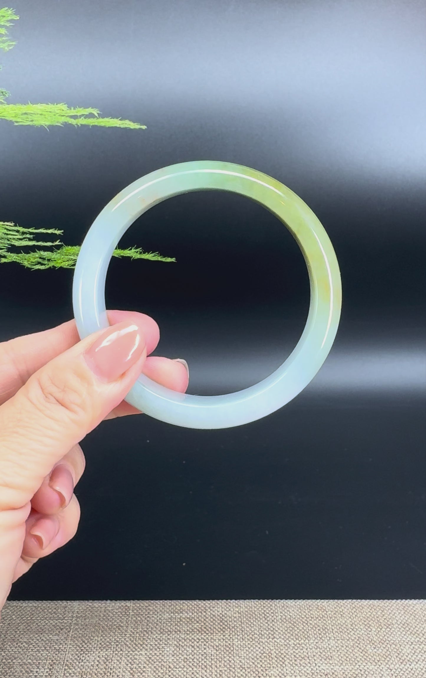 Load and play video in Gallery viewer, Genuine Burmese Yellow Green Jade Jadeite Bangle Bracelet ( 58.6mm )
