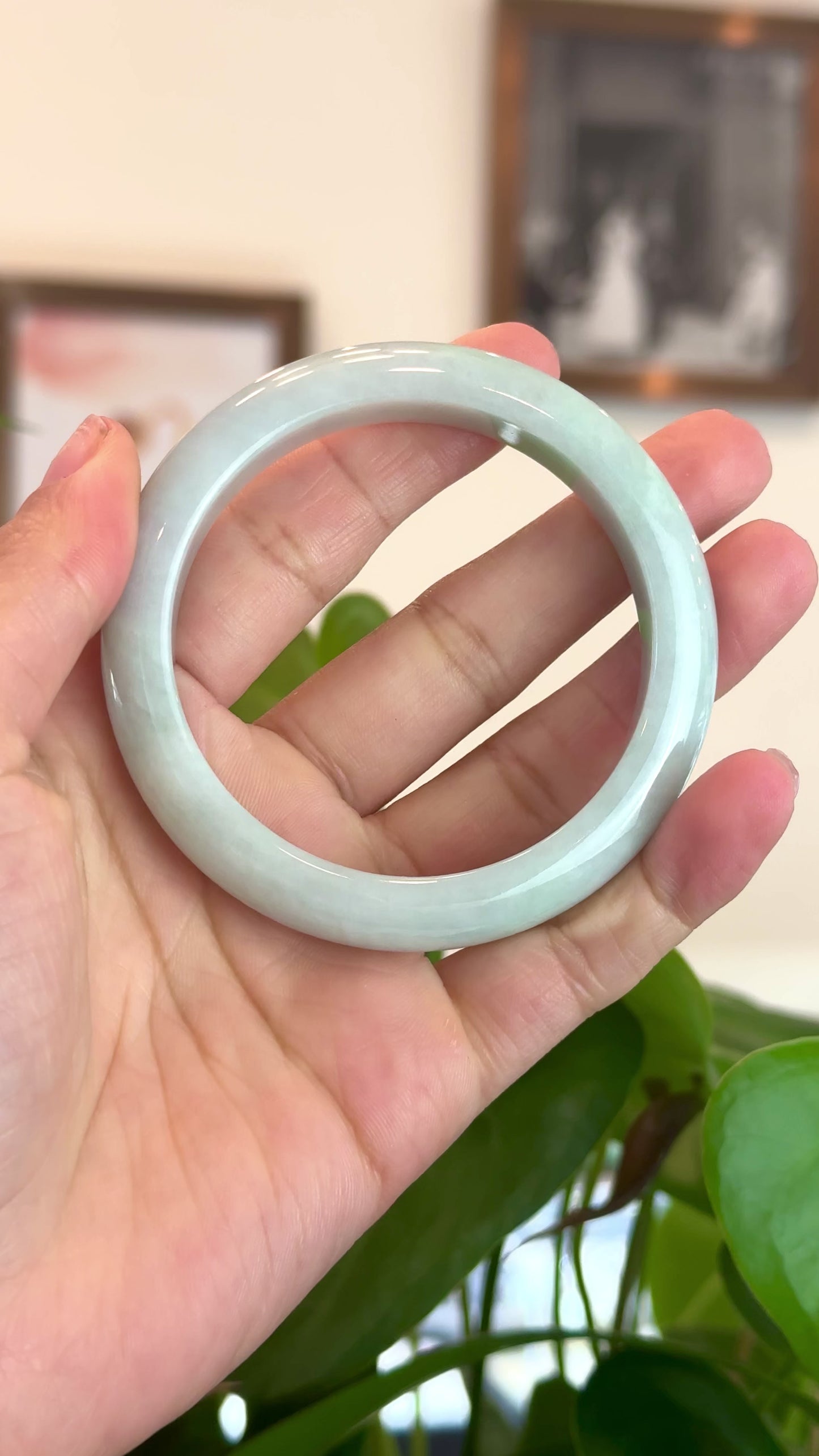 Load and play video in Gallery viewer, RealJade Co.® &amp;quot;Classic&amp;quot; Genuine Jadeite Jade White-Green Bangle Bracelet (56.65mm) #T296

