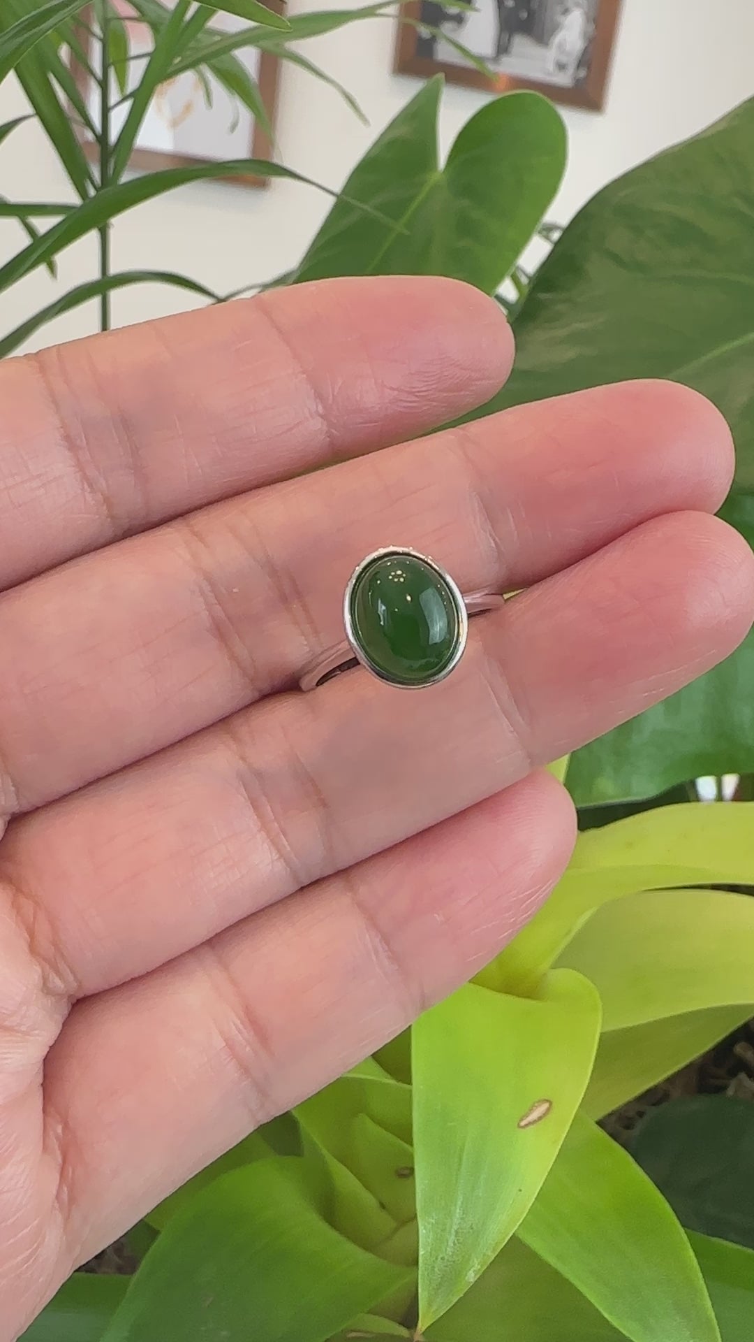 Load and play video in Gallery viewer, RealJade® Co. RealJade® Co. &amp;quot;Classic Oval&amp;quot; Sterling Silver Deep Green Nephrite Jade Classic Ring For Her
