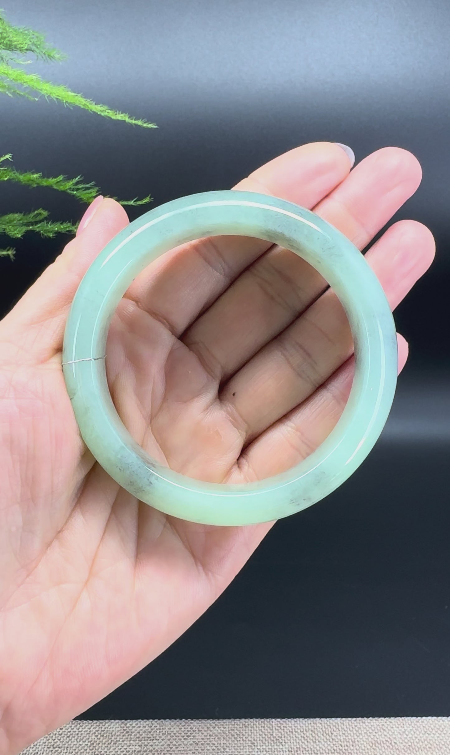 Load and play video in Gallery viewer, Genuine Burmese black Green Jade Jadeite Bangle Bracelet (57.6mm)
