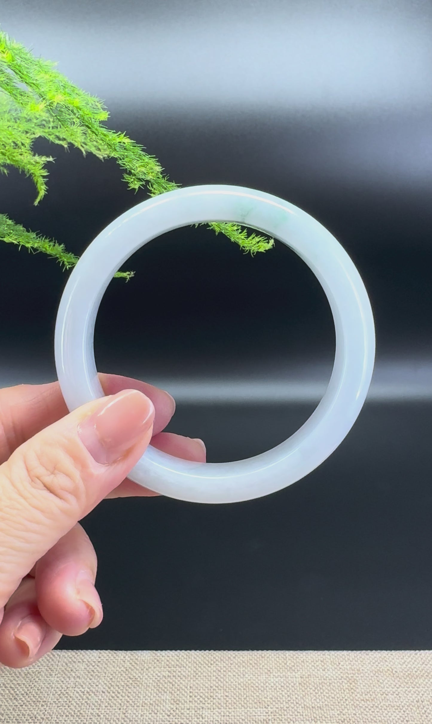 Load and play video in Gallery viewer, Genuine Burmese Icy Green Jade Jadeite Bangle Bracelet ( 58.9mm )
