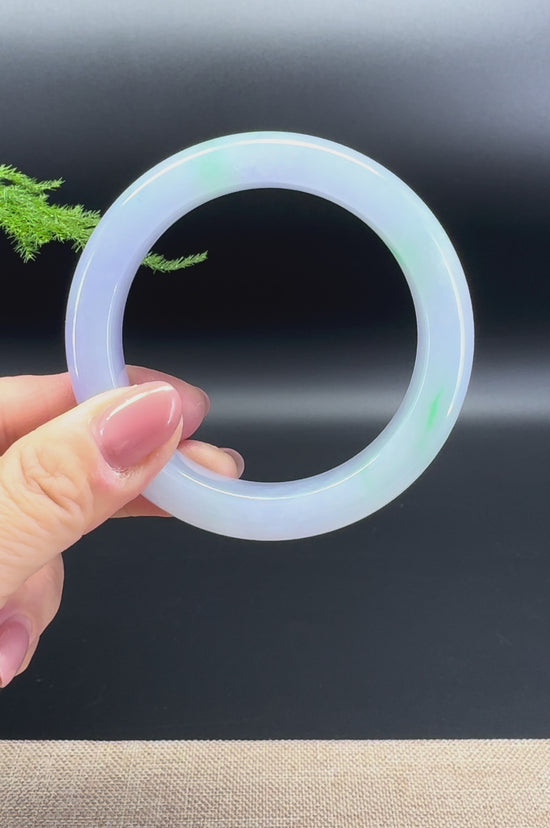 Load and play video in Gallery viewer, Genuine Burmese lavender Green Jadeite Jade Bangle Bracelet ( 58.3mm)
