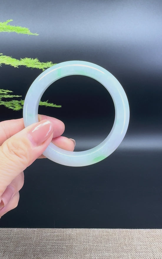 Load and play video in Gallery viewer, Genuine Burmese Lavender Green Jade Jadeite Bangle Bracelet ( 52.4mm )
