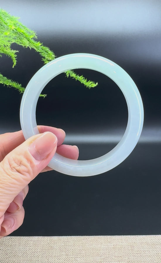 Load and play video in Gallery viewer, Genuine Burmese Lavender Green Jade Jadeite Bangle Bracelet ( 58.4mm )
