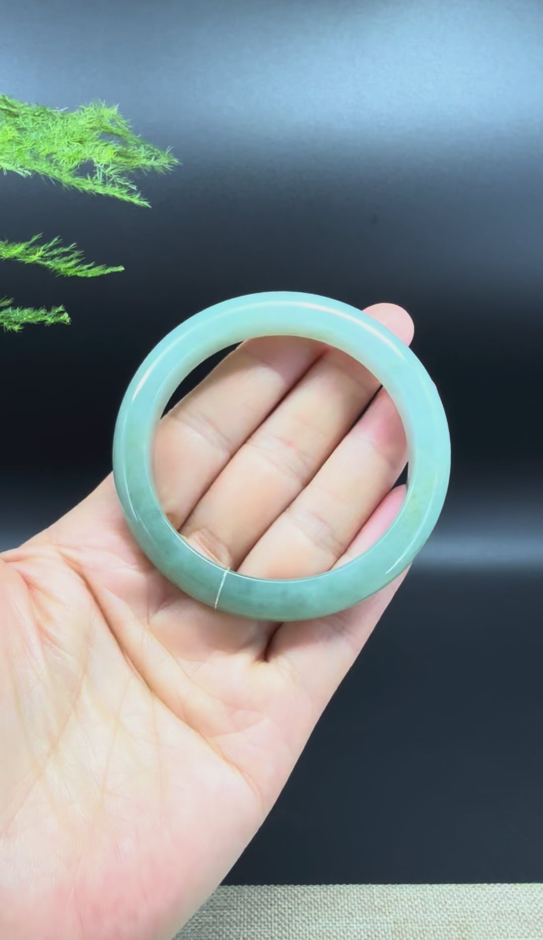 Load and play video in Gallery viewer, Genuine Burmese Icy Green Jade Jadeite Bangle Bracelet ( 55.3mm )

