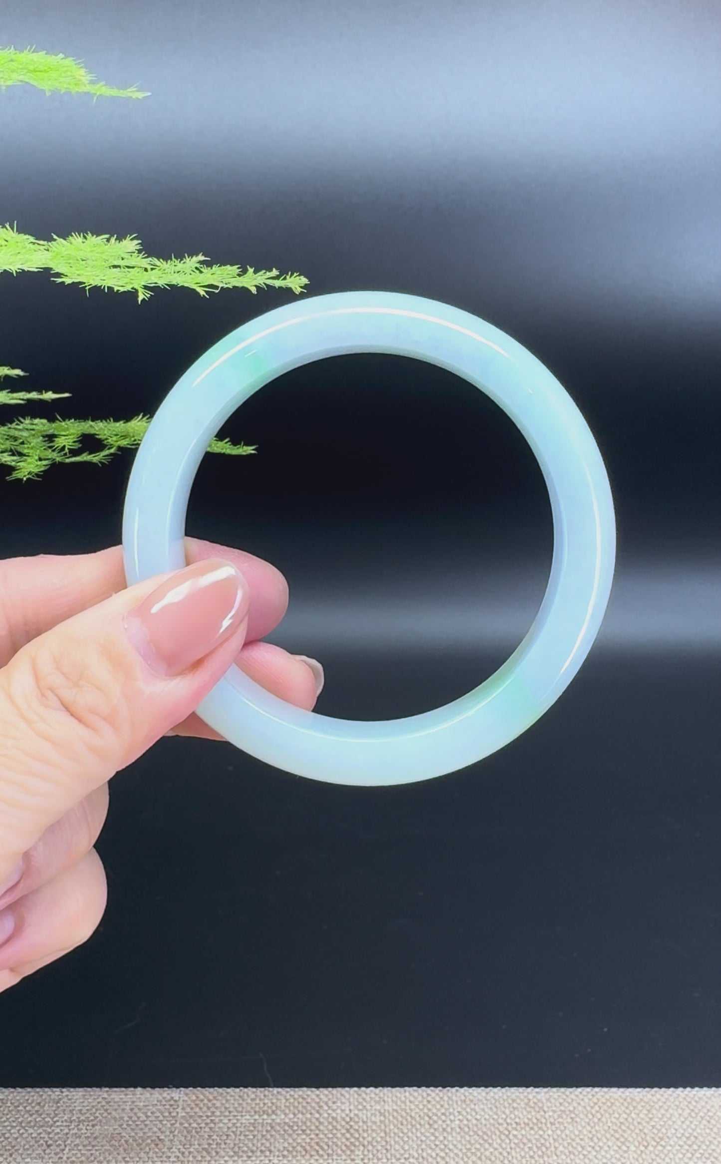 Load and play video in Gallery viewer, Genuine Burmese Lavender Green Jade Jadeite Bangle Bracelet ( 54.7mm )
