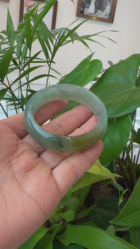 Load and play video in Gallery viewer, RealJade® Co. Burmese High-end Ice Blue-green Jade Jadeite Bangle Bracelet (56.45mm) ( Collectibles )T106
