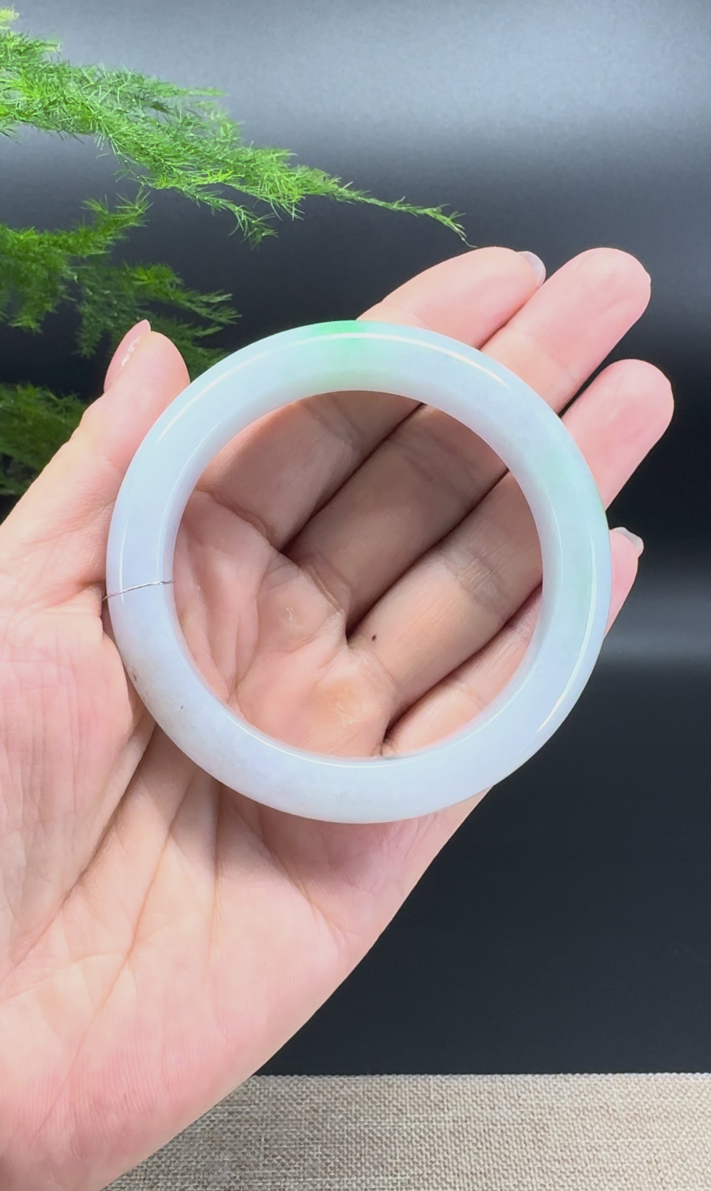 Load and play video in Gallery viewer, Genuine Burmese Icy Green Jade Jadeite Bangle Bracelet ( 54.3mm )
