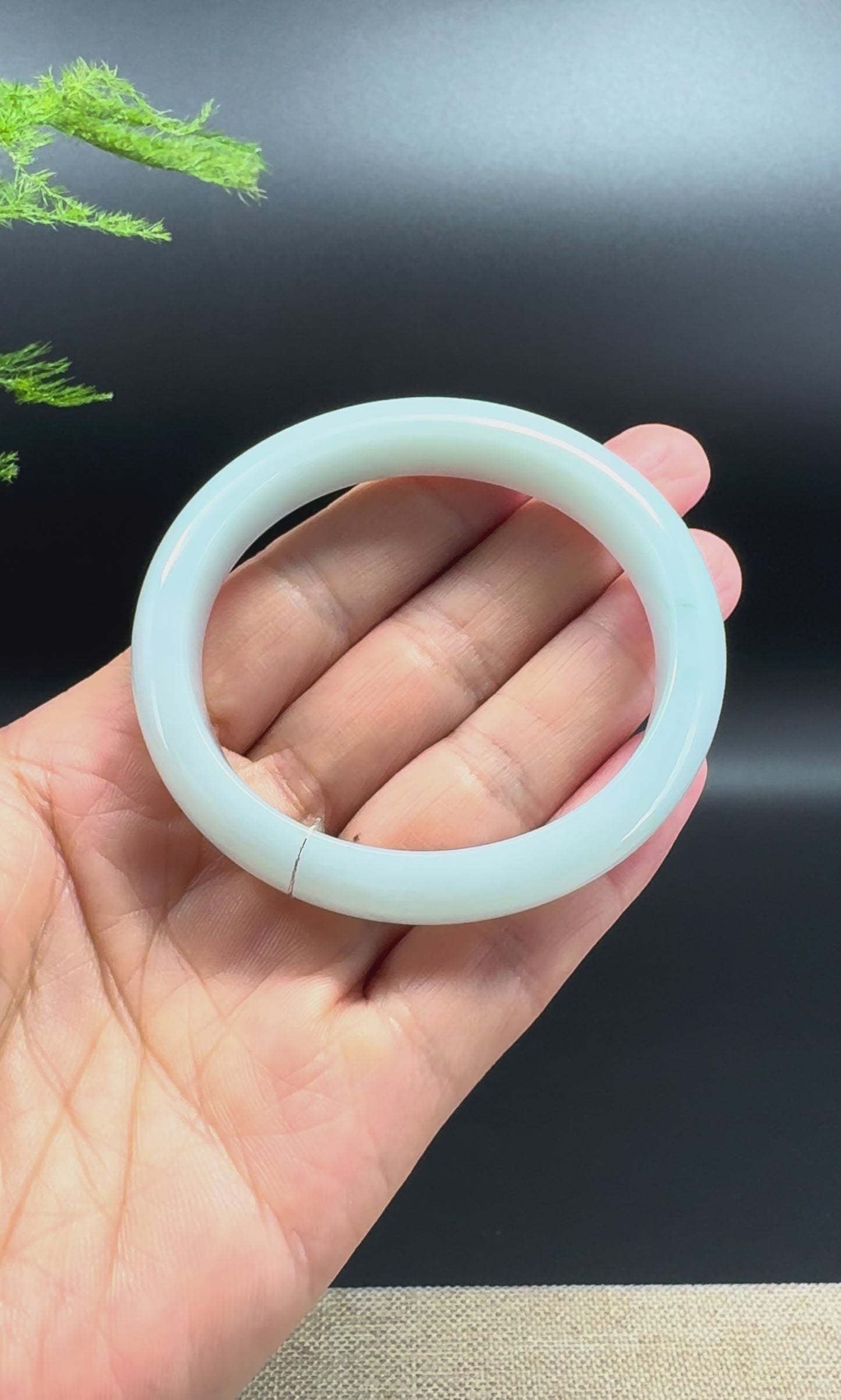 Genuine Burmese Icy Green Jade Jadeite Bangle Bracelet ( 54.1/49.5 )