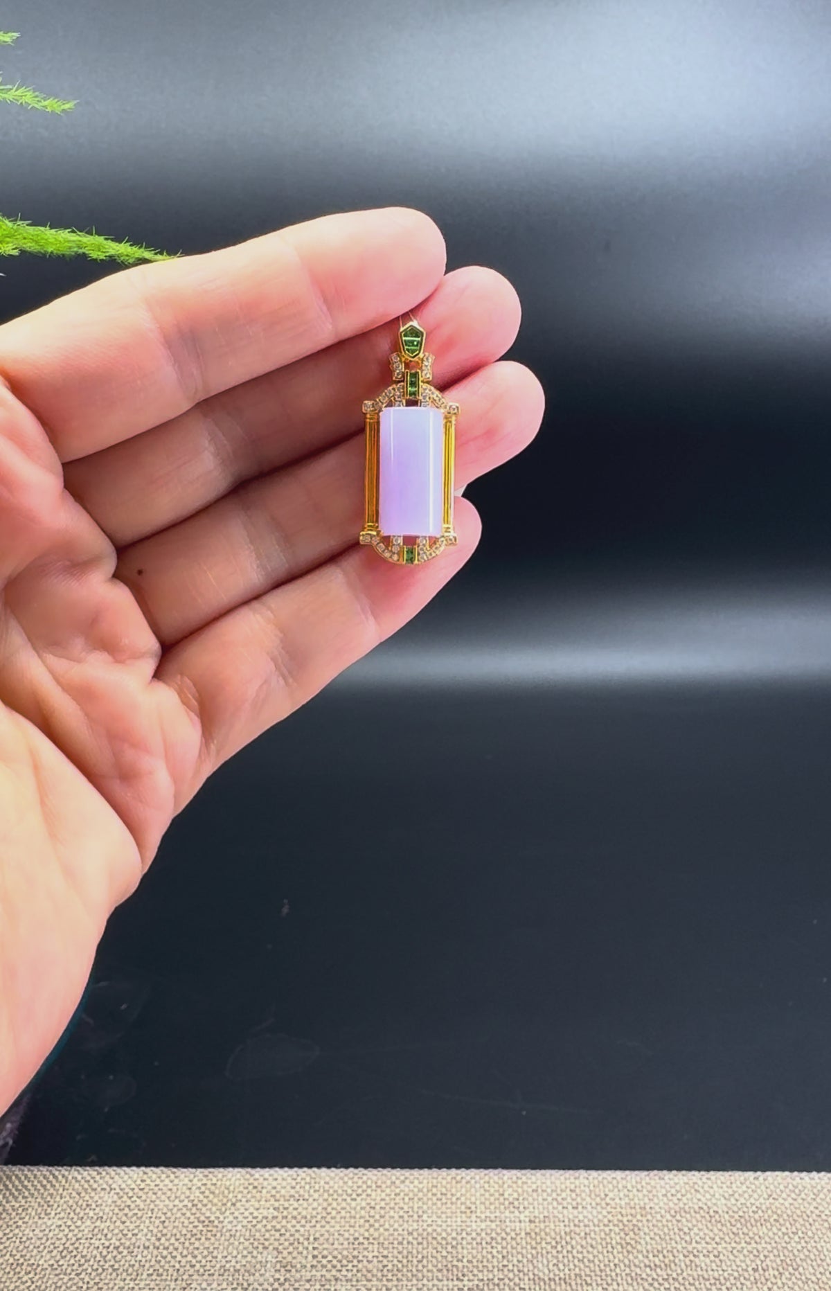 18k Yellow Gold Genuine Burmese Lavender Jadeite Bamboo Pendant Necklace With Diamonds