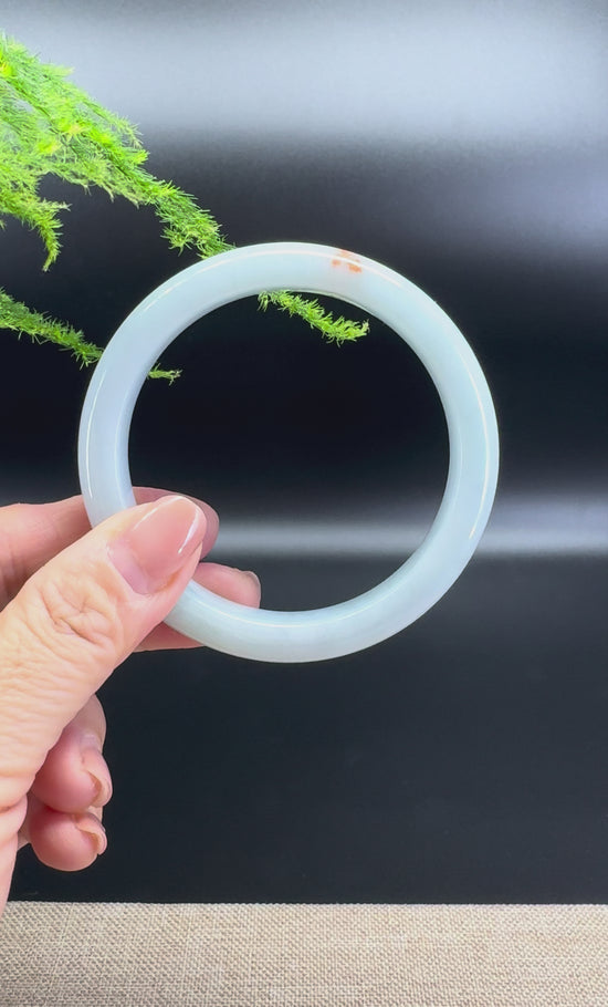 Load and play video in Gallery viewer, Genuine Burmese Green Jade Jadeite Bangle Bracelet ( 58.8mm )
