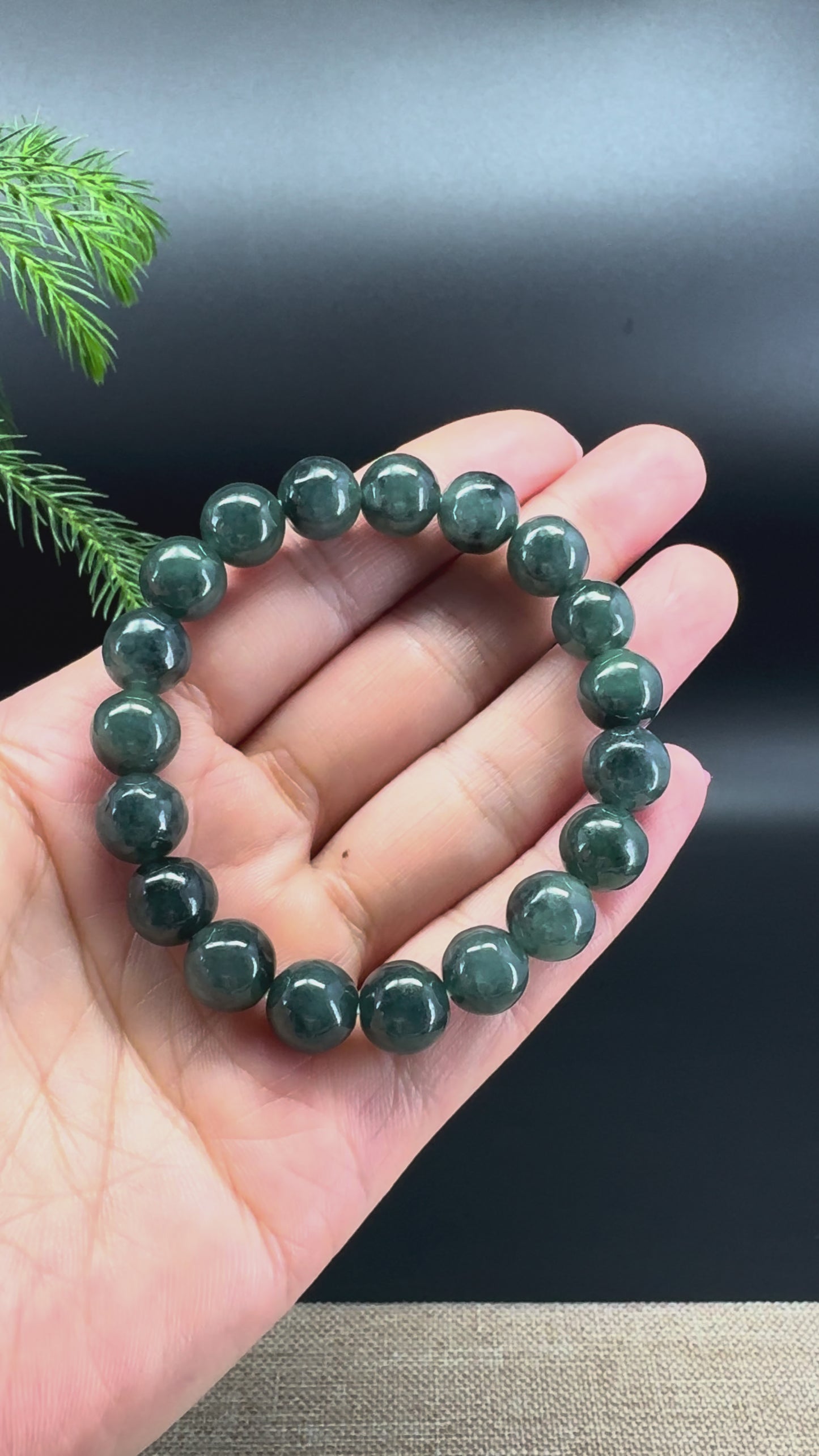 RealJade® Genuine Jadeite Jade Round Dark Forest Green Beads Bracelet ( 10mm )