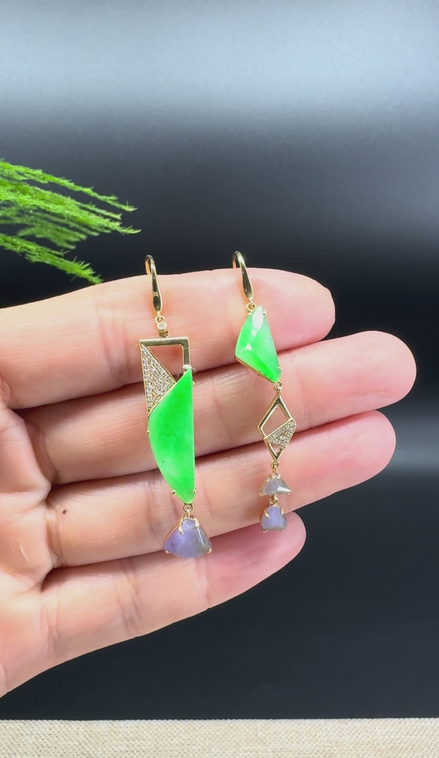 Load and play video in Gallery viewer, 18k Yellow Gold Genuine Green&amp;amp;Lavender Jadeite Jade Earrings
