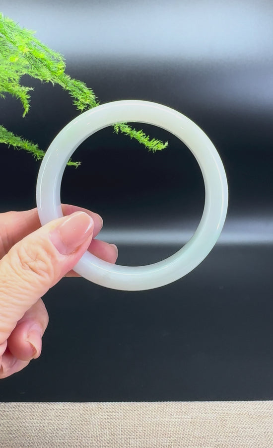 Load and play video in Gallery viewer, Genuine Burmese Lavender Green Jade Jadeite Bangle Bracelet ( 58.7mm )
