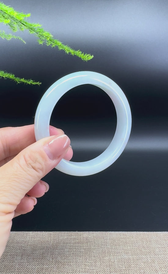 Load and play video in Gallery viewer, Genuine Burmese Icy Green Jade Jadeite Bangle Bracelet ( 56.1mm )
