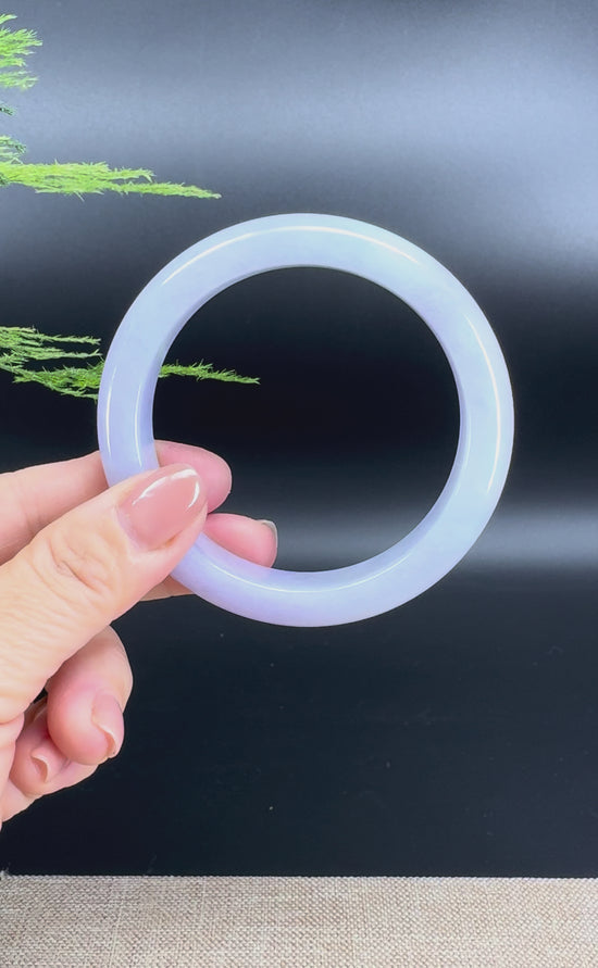 Load and play video in Gallery viewer, Genuine Burmese Lavender Jade Jadeite Bangle Bracelet ( 60.2mm )
