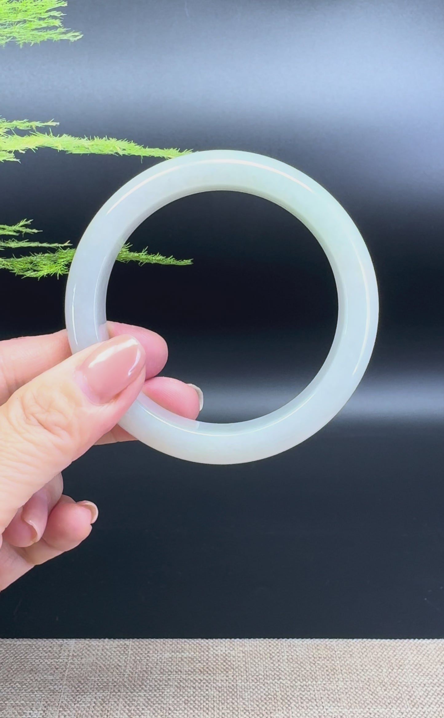 Load and play video in Gallery viewer, Genuine Burmese Yellow Green Jade Jadeite Bangle Bracelet (59.3mm)
