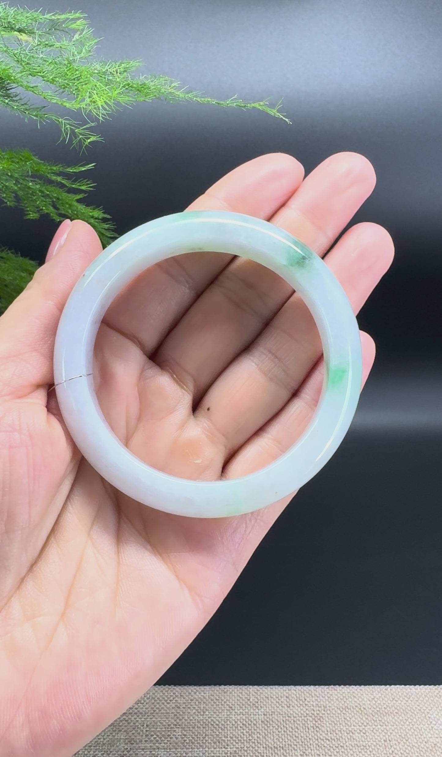 Load and play video in Gallery viewer, Genuine Burmese Icy Green Jade Jadeite Bangle Bracelet ( 53.1mm )
