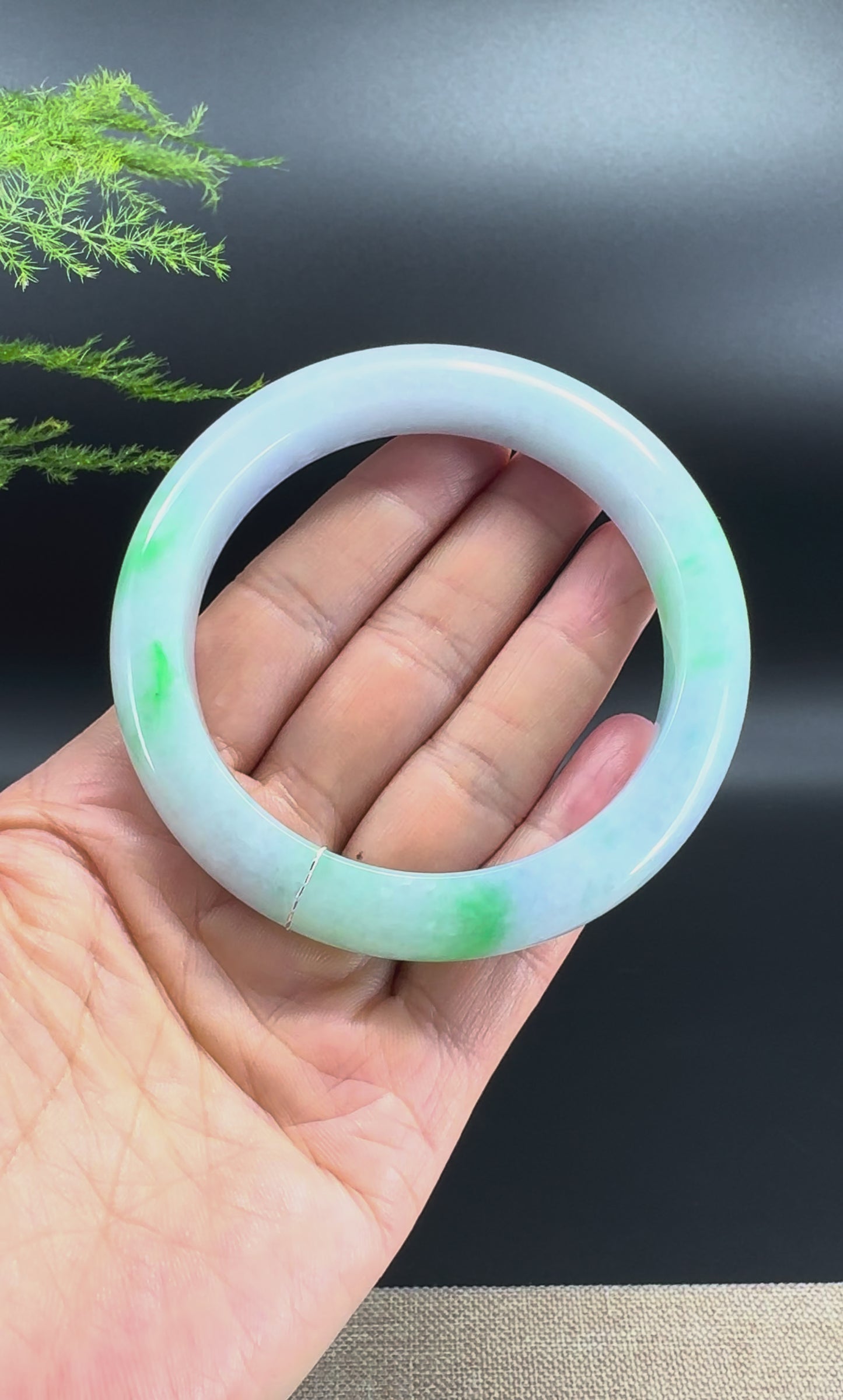 Load and play video in Gallery viewer, Genuine Burmese Lavender Green Jade Jadeite Bangle Bracelet ( 62.2mm )
