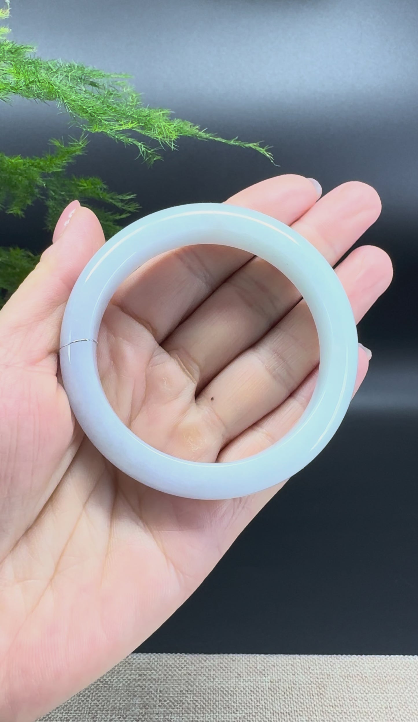 Load and play video in Gallery viewer, Genuine Burmese Lavender Green Jade Jadeite Bangle Bracelet ( 54.7mm )
