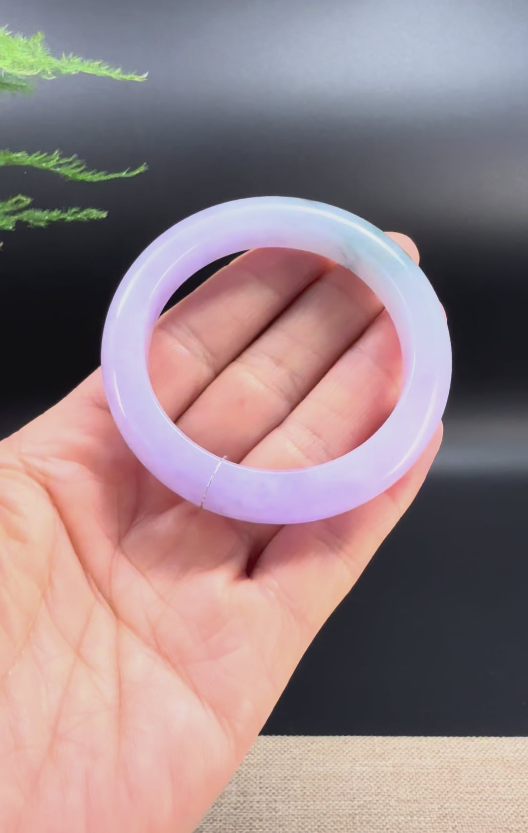 Load and play video in Gallery viewer, Genuine Burmese Icy Lavender Green Jade Jadeite Bangle Bracelet (51mm)
