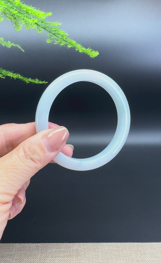 Load and play video in Gallery viewer, Genuine Burmese Lavender Green Jade Jadeite Bangle Bracelet ( 55.6mm )
