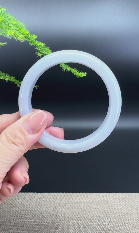 Load and play video in Gallery viewer, Genuine Burmese Icy Lavender Jade Jadeite Bangle Bracelet ( 57.6mm )
