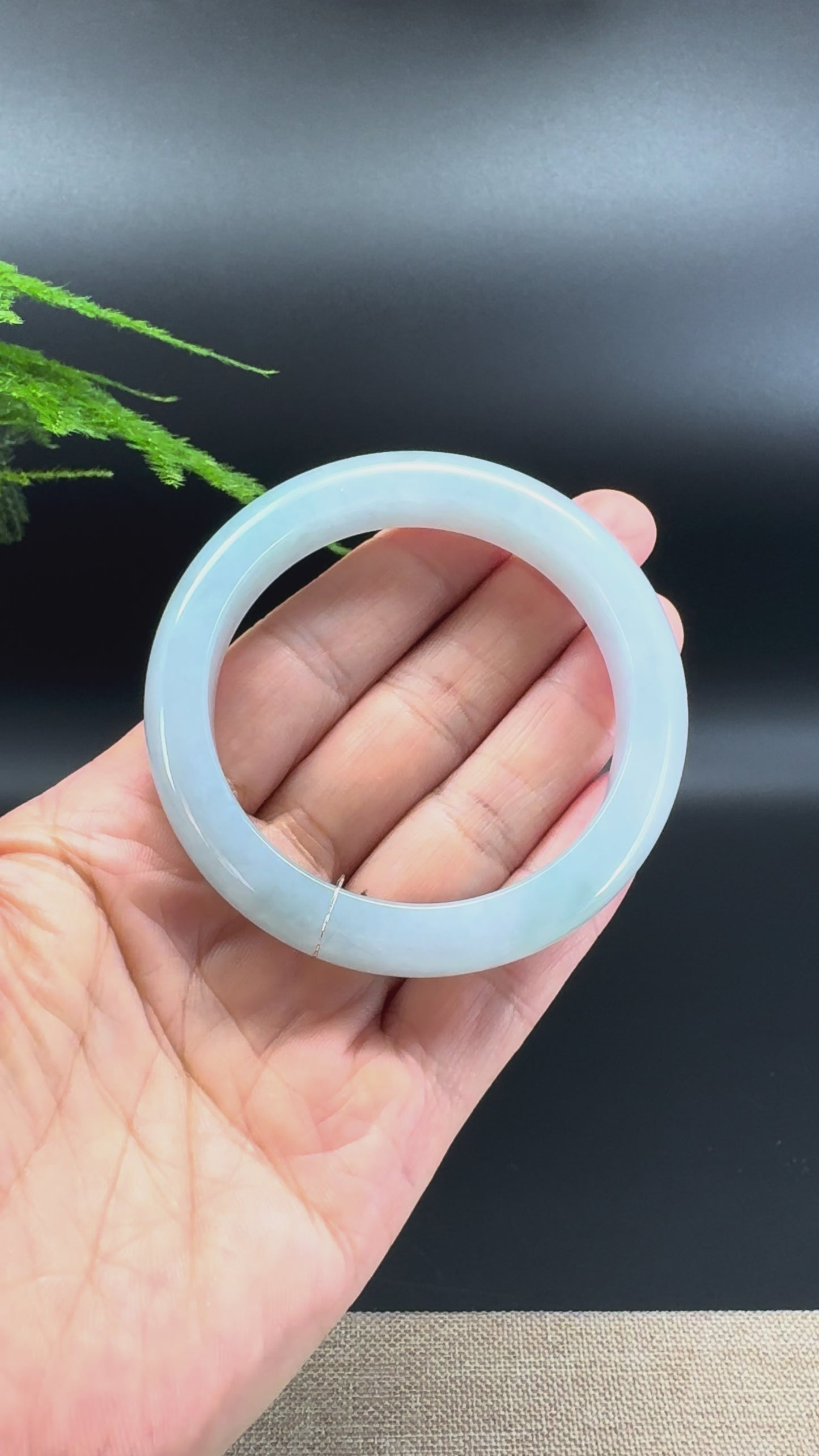 Load and play video in Gallery viewer, Genuine Burmese Ocean Water Jade Jadeite Bangle Bracelet ( 53.7mm )
