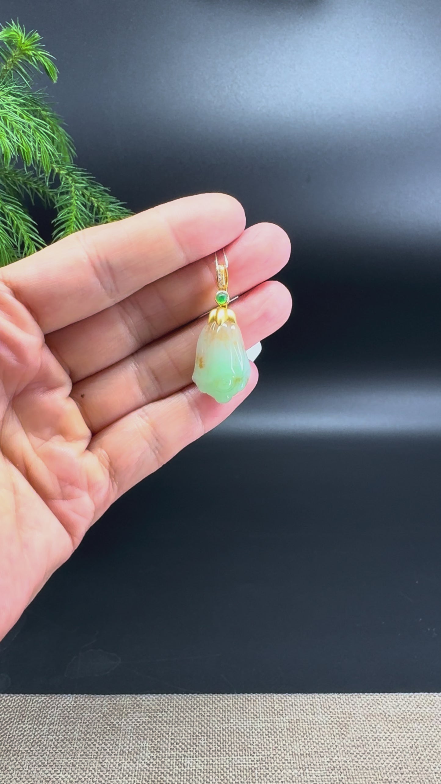 18k Yellow Gold Genuine Light Green & Sajin Jadeite Jade Lotus Pod Pendant Necklace