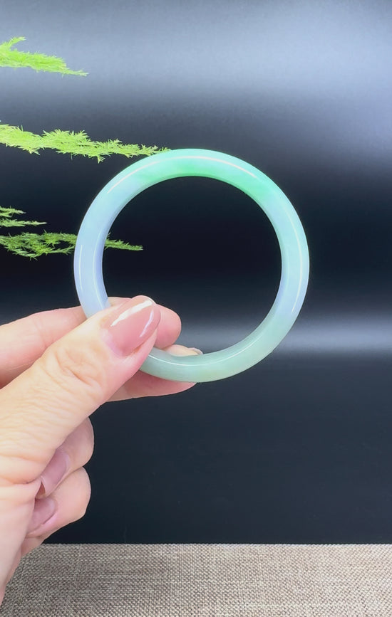 Load and play video in Gallery viewer, Genuine Burmese Light Lavender Green Jadeite Jade Bangle Bracelet ( 52.3mm )
